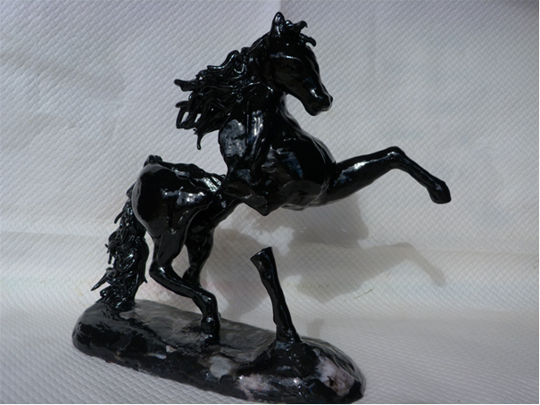 "Le cheval" Author/Auteur (sculptor) Carole Escobar (France)