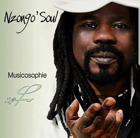 NZONGO SOUL alias NZONGO WA SEMO, artiste musicien , auteur, compositeur, littéraire, philosophe, visionnaire, le maître de conférence congolais de Brazzaville.