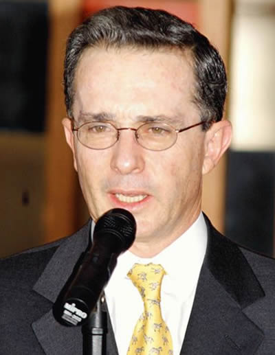 Álvaro Uribe Vélez, 39th President of the Republic of Colombia / Président de la Colombie